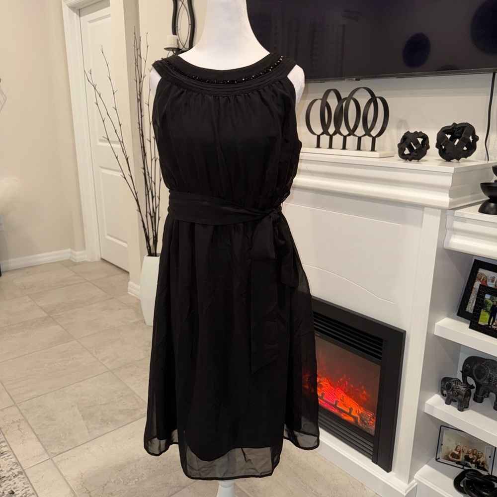 2 x 20$ Liz Lange for Target Black Midi Dress with Beaded Detail Size M
